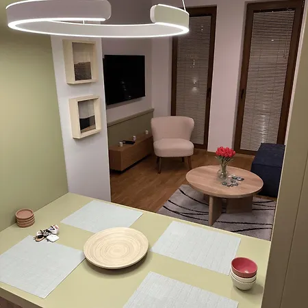 Montis Apartment